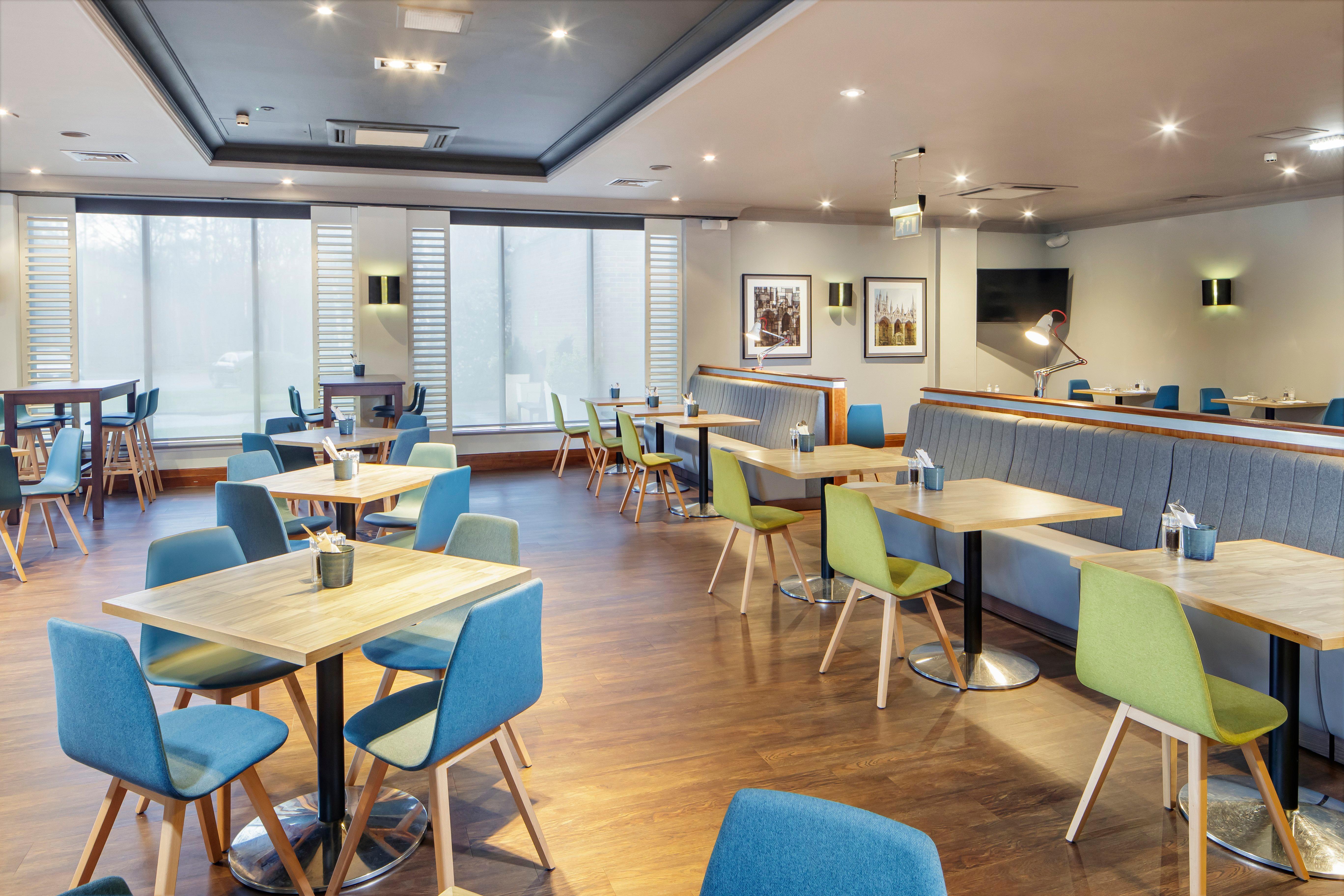 Holiday Inn Peterborough West By Ihg Eksteriør bilde